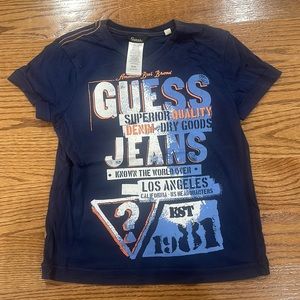 T shirt Guess size 4 kids